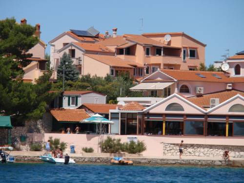 Brodarica Croatie Code promo pour réserver un hôtel sur Booking.com