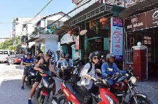 Hue Vietnam Book Hotel