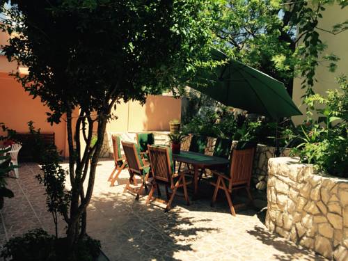 Podgora Kroatien buchung hotel promo code booking.com