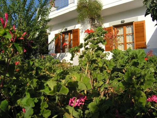 Parikia Griechenland buchung hotel promo code booking.com